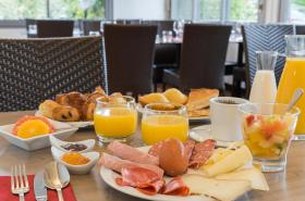 Sure Hotel by Best Western Biarritz Aeroport - photo 12