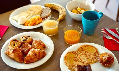 Sure Hotel by Best Western Biarritz Aeroport - photo 2