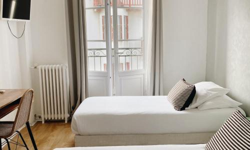 Outside Coliving - photo 3